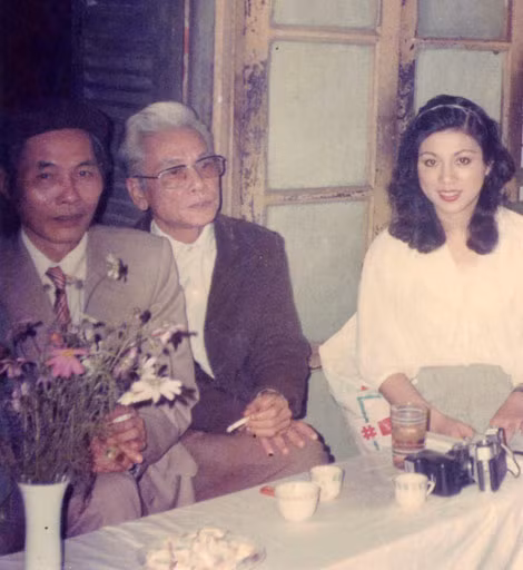 Tài tử Ngọc Bảo, ca sĩ Quỳnh Hoa và các nghệ sĩ.