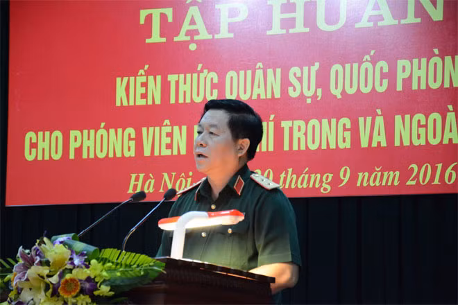 Trung tướng Nguyễn Trọng Nghĩa, phát biểu chỉ đạo tại lớp tập huấn. Trung tướng Nguyễn Trọng Nghĩa, phát biểu chỉ đạo tại lớp tập huấn.