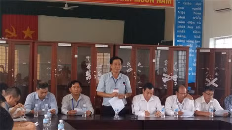 Cuộc họp Hội đồng thi cụm thi 69 (cụm thi đại học, cao đẳng) do Trường Đại học Kiên Giang phụ trách tổ chức. Cuộc họp Hội đồng thi cụm thi 69 (cụm thi đại học, cao đẳng) do Trường Đại học Kiên Giang phụ trách tổ chức.