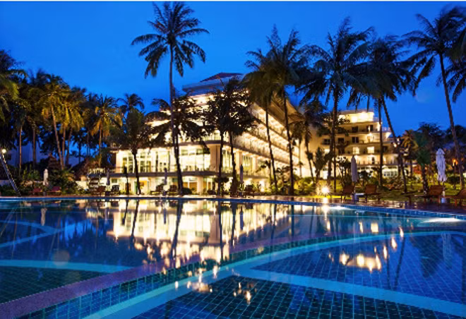 Khách sạn Mường Thanh Holiday Mũi Né.