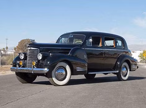 Chiếc Cadillac Series 90 V-16 Imperial Touring 1939.