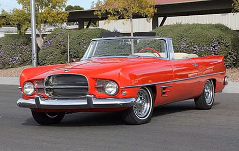 Chiếc xe cực hiếm Dual-Ghia 1956.