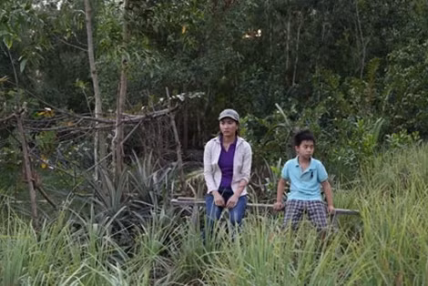 Nguyệt Ánh vai Chương trong “Bông trang đỏ”.