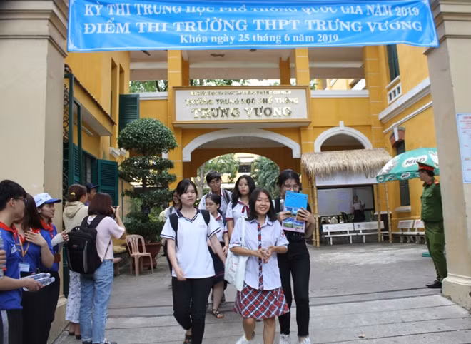 Mặc dù môn lịch sử khó nhưng hầu hết thí sinh đều phấn khởi sau khi thi