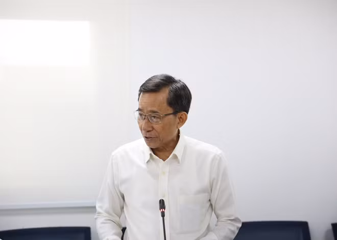 Giám đốc Sở Nội vụ TP Hồ Chí Minh Trương Văn Lắm thông tin một số vấn đề liên quan đến việc điều động ông Đoàn Ngọc Hải.