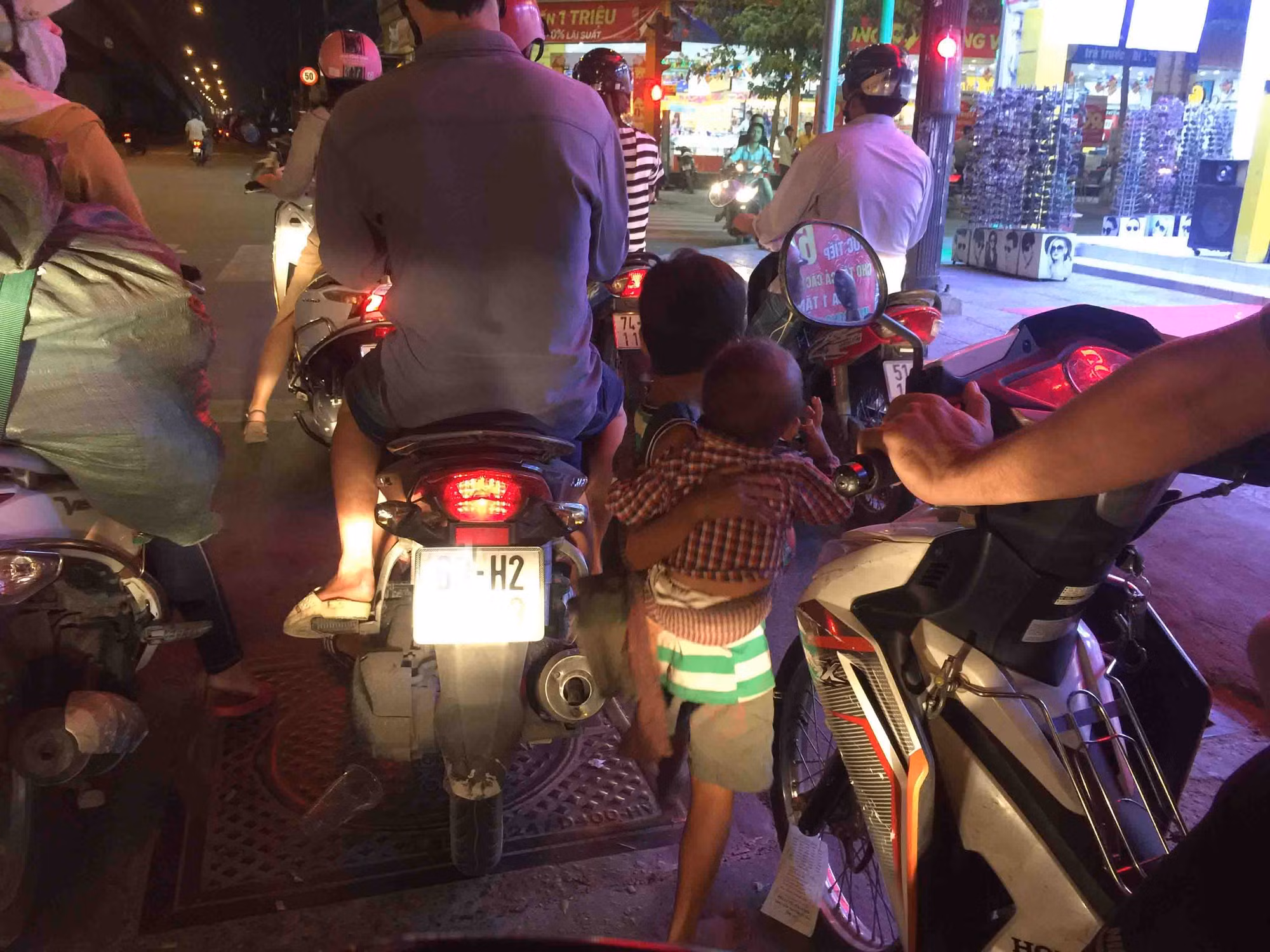 Xử lý nghiêm đối tượng chăn dắt người ăn xin