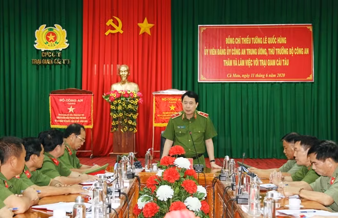 Thứ trưởng Lê Quốc Hùng yêu cầu Ban Giám thị, CBCS Trại giam Cái Tàu chú trọng công tác xây dựng Đảng, xây dựng lực lượng.