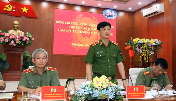 Thứ trưởng Nguyễn Duy Ngọc làm việc với Công an tỉnh Kiên Giang