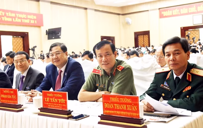Các đại biểu tham dự đại hội.