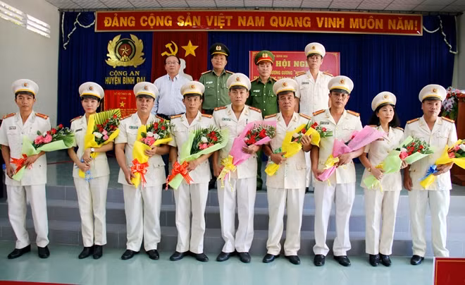 Các đại biểu và các điển hình tiên tiến trong phong trào "Vì ANTQ" giai đoạn 2015-2020