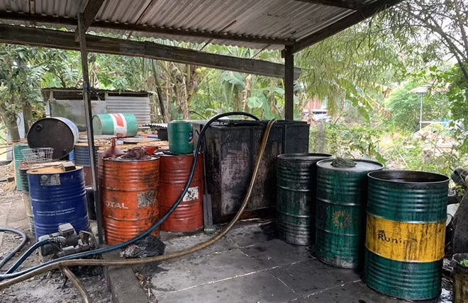 Tang vật phát hiện tại hiện trường.