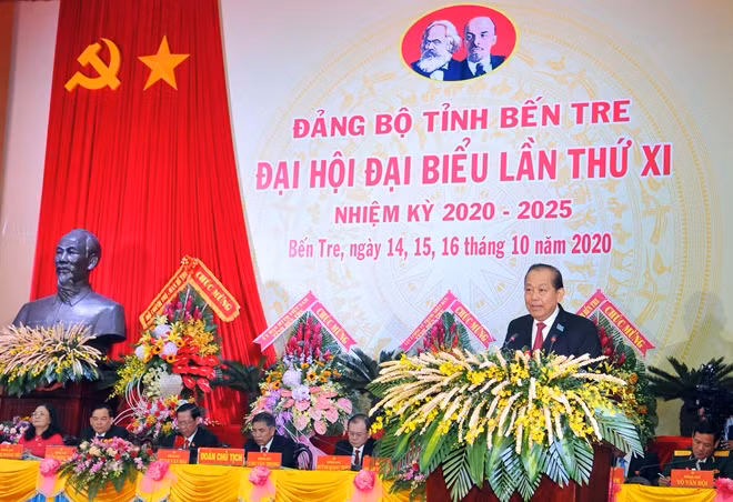 Phó Thủ tướng Thường trực Trương Hòa Bình phát biểu chỉ đạo đại hội.