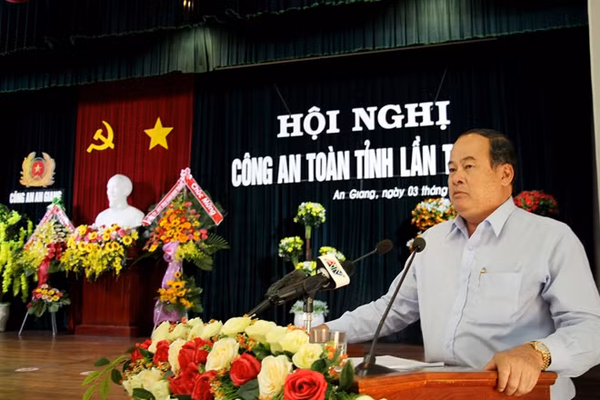Ông Nguyễn Thanh Bình, Chủ tịch UBND tỉnh An Giang phát biểu tại Hội nghị.