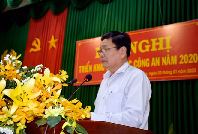 Phó Chủ tịch UBND tỉnh Bến Tre Nguyễn Hữu Lập phát biểu tại Hội nghị.