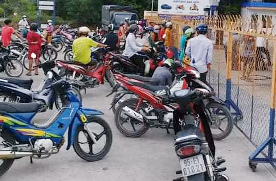 Nhiều cửa hàng xăng dầu không bán hàng, ngừng bán hàng mà không có lý do chính đáng, không thông báo cho cơ quan có thẩm quyền theo quy định.