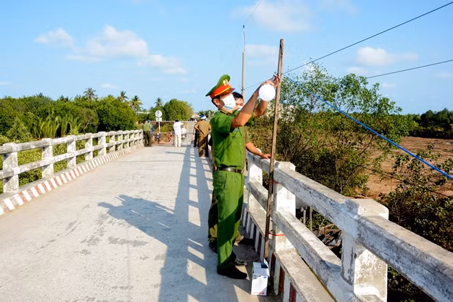 Mọi công tác được triển khai khẩn trương, nghiêm túc nhằm đảm bảo tuyệt đối ANTT khu vực cách ly.