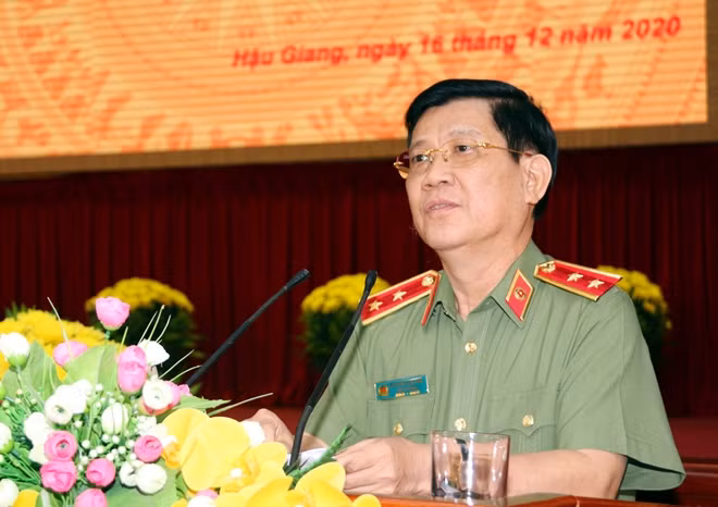 Thứ trưởng Nguyễn Văn Sơn phát biểu chỉ đạo hội nghị.