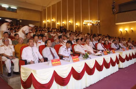 Các đại biểu tại Lễ kỷ niệm.