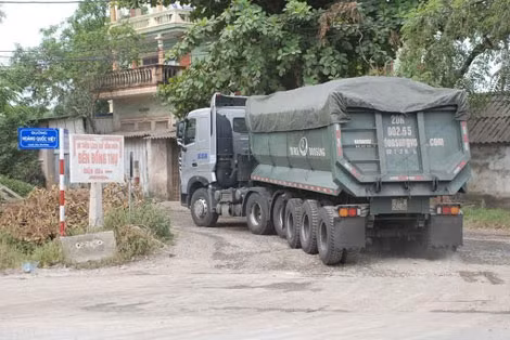 Hy vọng với những giải pháp xử lý quyết liệt, tình tình trạng này sẽ không tái diễn trên tuyến đê Chã.