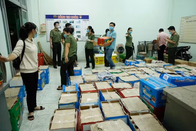 Thực phẩm hỗ trợ Công an Bình Dương (ảnh CABD)