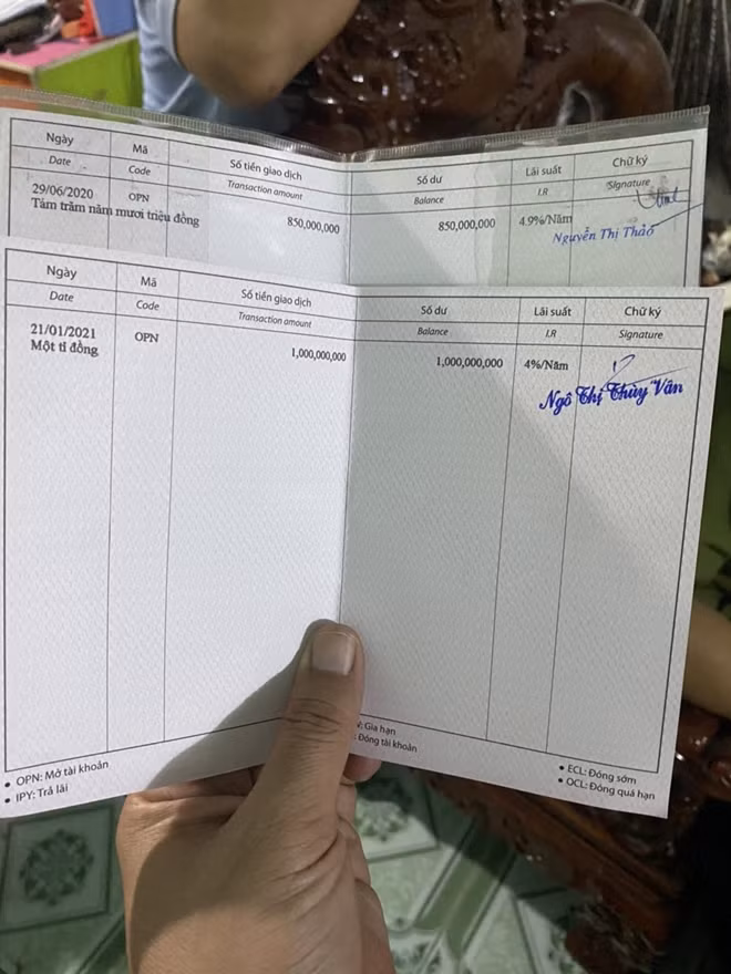 Tang vật là sổ tiết kiệm trị giá 1 tỷ đồng