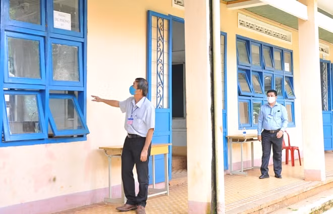 Kiểm tra phòng thi dự phòng tại các điểm thi
