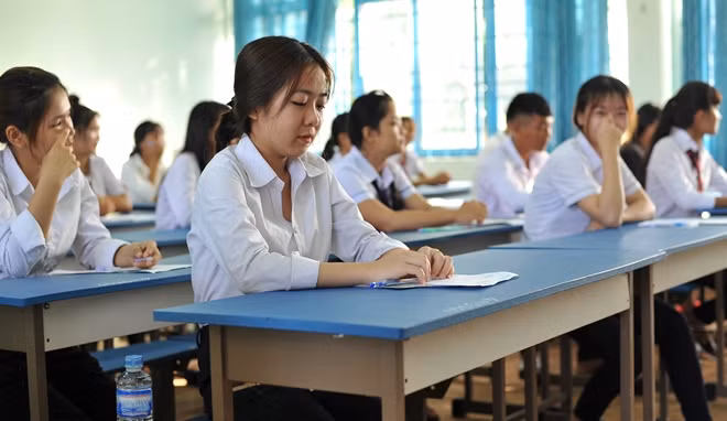 Thí sinh Đắk Lắk trong ngày thi tốt nghiệp THPT năm 2019