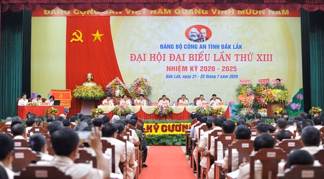 Toàn cảnh Đại hội