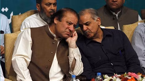 Ông Nawaz Sharif (trái) và em trai là ông Shahbaz Sharif. Ảnh Reuters. Ông Nawaz Sharif (trái) và em trai là ông Shahbaz Sharif. Ảnh Reuters.