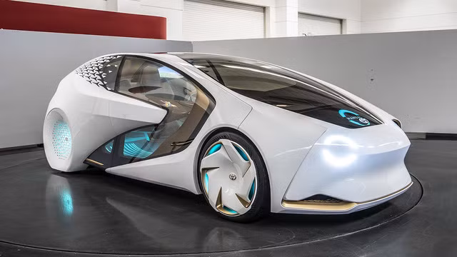 Theo hãng Toyota, hệ thống AI mạnh mẽ của Concept-i có thể gây dựng mối quan hệ "có ý nghĩa và đầy nhân văn" với con người. Nói cách khác, hệ thống AI của Toyota Concept-i sẽ học tập và trưởng thành cùng với người lái. Theo thời gian, Yui sẽ học thói quen, lịch trình và những điểm dừng ưa thích của người lái.