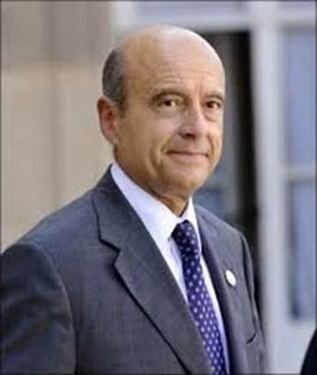 Alain Juppé sẽ thay thế ông Fillon? Alain Juppé sẽ thay thế ông Fillon?
