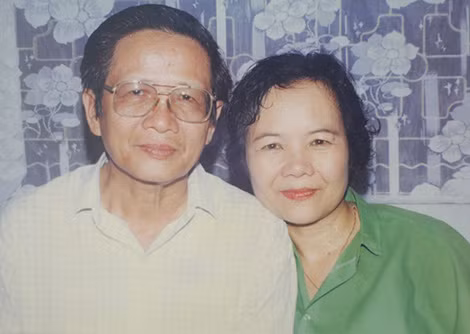 NSƯT Đức Lưu và chồng, giáo sư Trần Hà Phương.