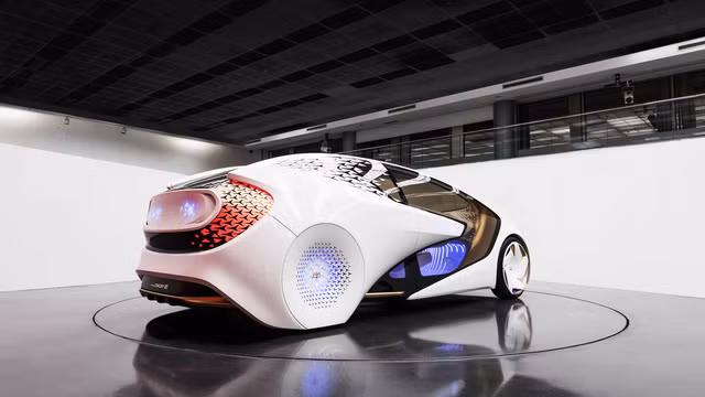 Tạm thời, hãng Toyota chưa nói rõ hệ dẫn động của Concept-i. Tuy nhiên, ai cũng có thể dự đoán việc Toyota Concept-i sử dụng mô-tơ điện.