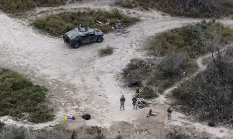 Lực lượng Vệ binh Quốc gia tuần tra biên giới Mỹ - Mexico năm 2015.
