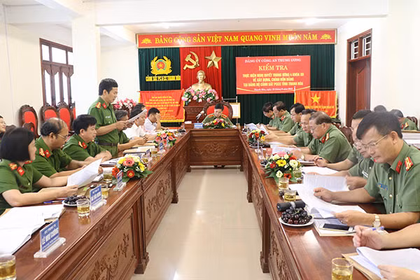 Các đại biểu tại Hội nghị. Các đại biểu tại Hội nghị.