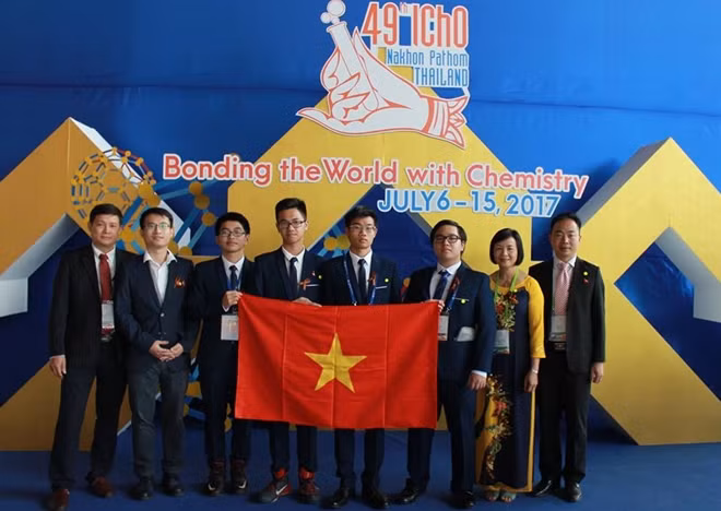 Đội tuyển Olympic Hóa học quốc tế 2017 của Việt Nam.