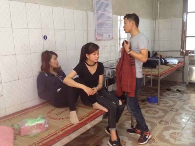 Hàng chục công nhân vẫn đang được theo dõi điều trị.
