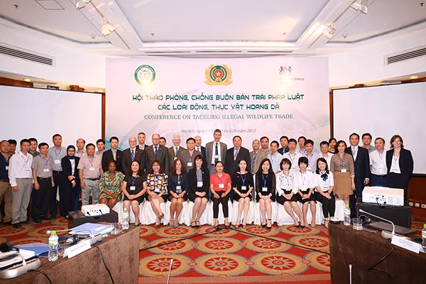 Các đại biểu dự Lễ khai mạc Hội thảo.