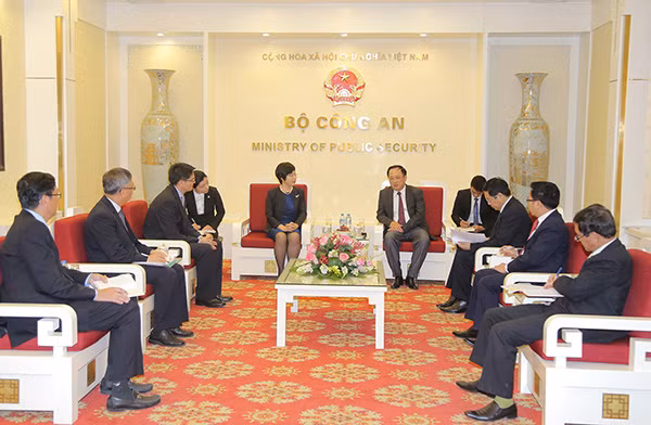 Toàn cảnh buổi tiếp.