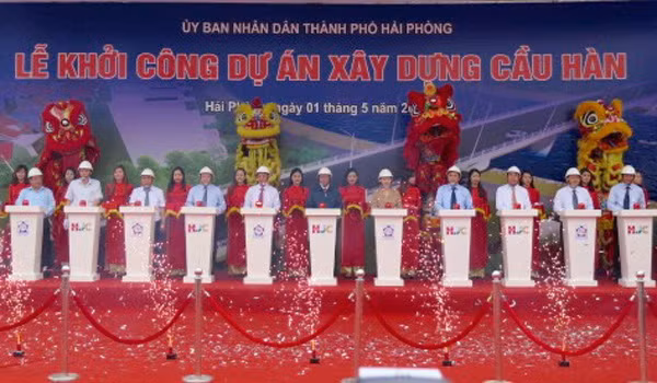 Hình ảnh tại lễ khởi công.