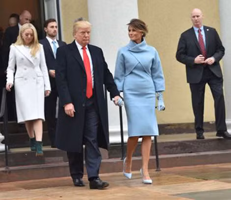 Hình ảnh Đệ nhất Phu nhân Melania Trump và tân Tổng thống Donald Trump trong ngày trọng đại 20-1 vừa qua. Hình ảnh Đệ nhất Phu nhân Melania Trump và tân Tổng thống Donald Trump trong ngày trọng đại 20-1 vừa qua.
