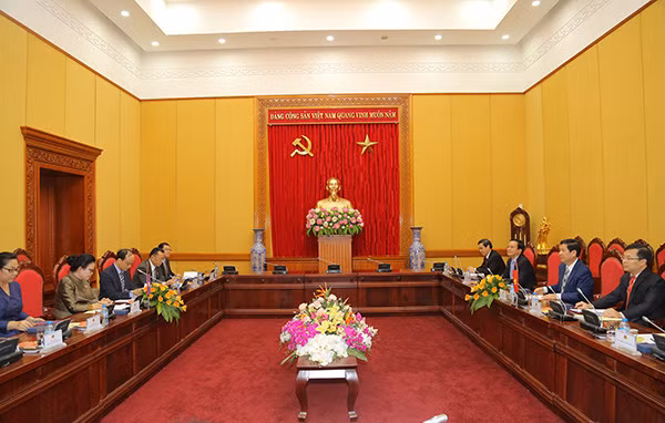 Toàn cảnh buổi tiếp.