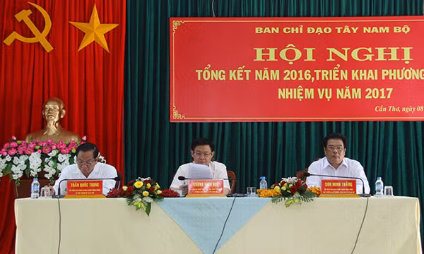 Phó Thủ tướng Vương Đình Huệ, Trưởng Ban Chỉ đạo Tây Nam Bộ chủ trì hội nghị.