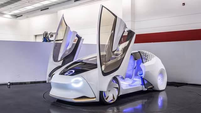 Điểm nhấn của Toyota Concept-i là hệ thống trí thông minh nhân tạo (AI) tích hợp có tên Yui. Hệ thống này có thể đoán trước nhu cầu, cải thiện chất lượng cuộc sống thường ngày hoặc thậm chí tạo cảm hứng cho trí tưởng tượng của con người.