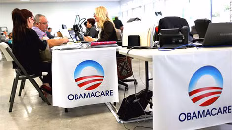 Chính sách cải cách bảo hiểm y tế (Obamacare) là dấu ấn đối nội lớn nhất nhưng cũng chịu nhiều chỉ trích nhất của ông Obama.
