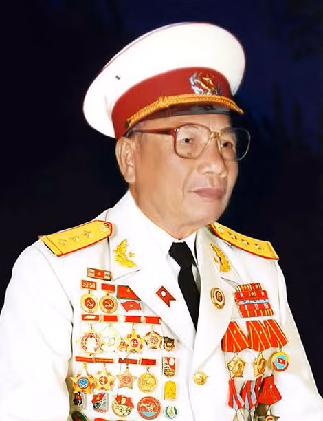 Anh hùng lực lượng vũ trang Trần Văn Lai.