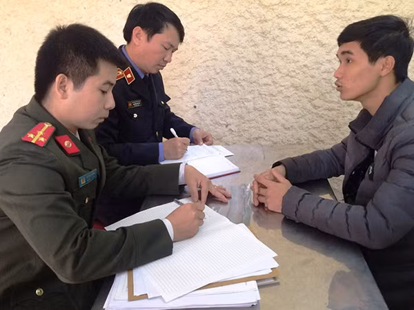 Đối tượng Nguyễn Văn Hóa tại cơ quan An ninh điều tra Công an Hà Tĩnh.