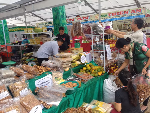 Mô hình hợp tác xã kiểu mới giúp nông dân khởi nghiệp.