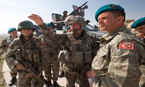 Binh lính Thổ Nhĩ Kỳ tại một căn cứ quân sự ở Qatar. Ảnh: Mehmetcik TV.