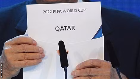 Qatar gây tranh cãi khi giành quyền tổ chức World Cup 2022.